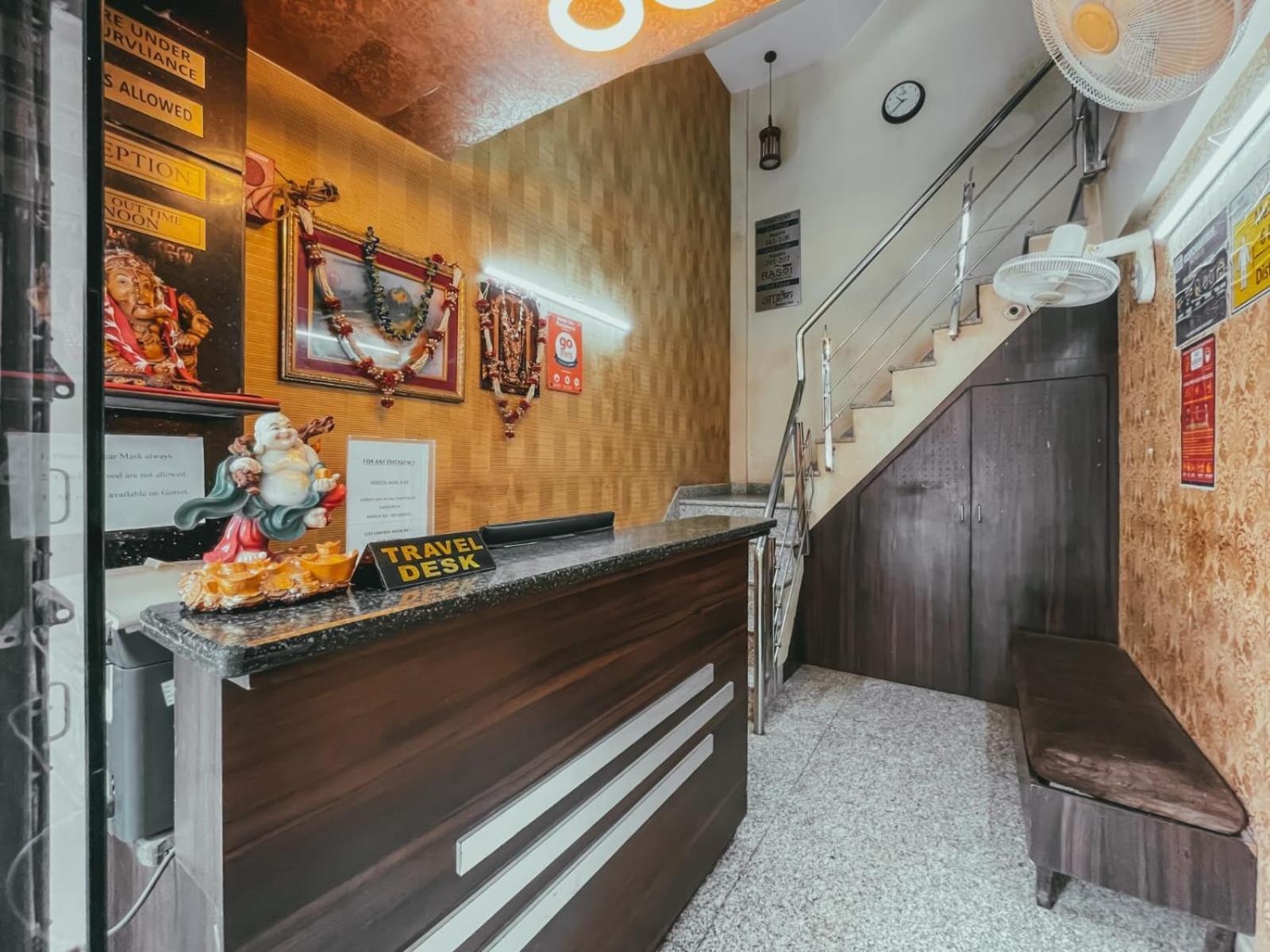 Hotel S L E Residency Варанасі Екстер'єр фото
