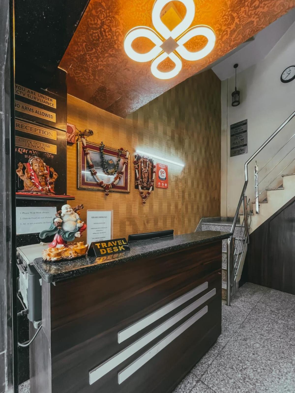 Hotel S L E Residency Варанасі Екстер'єр фото